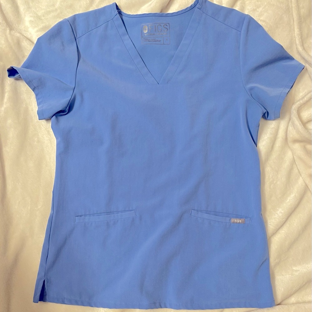 Figs Casma three-pocket scrub top
